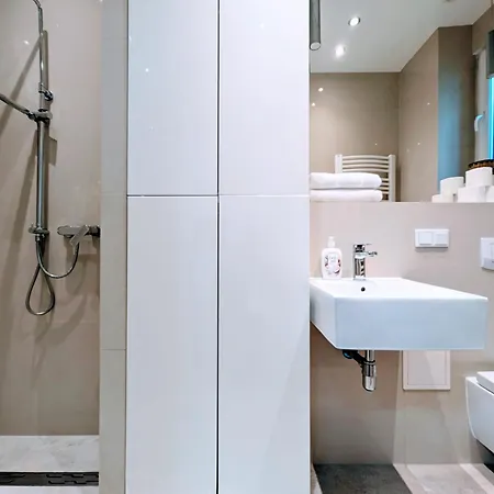 Paulinska 18 By Homeprime * Krakau