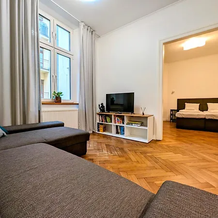 Apartment Paulinska 18 By Homeprime *