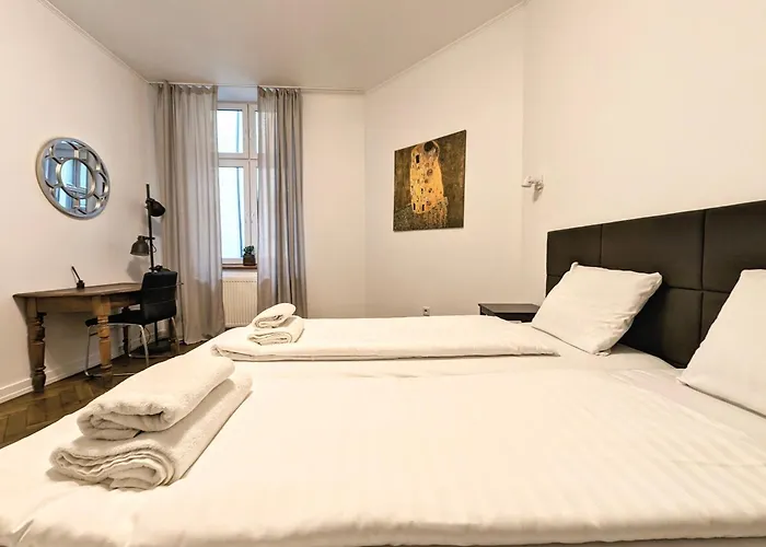 Apartment Paulinska 18 By Homeprime *