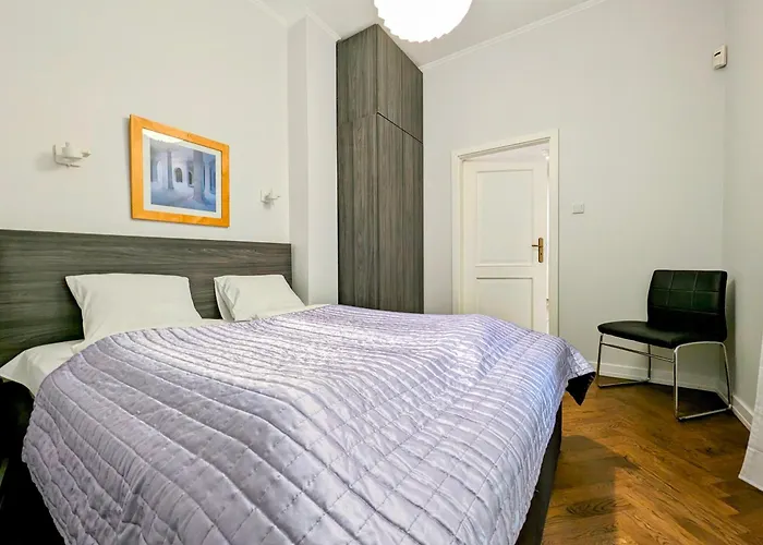 Paulinska 18 By Homeprime